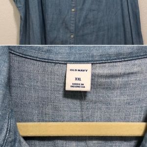 - Old Navy Medium Chambray Shirt Dress
